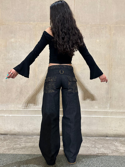 Slouch Elegance - Premium denim comfort voor dagelijkse luxe