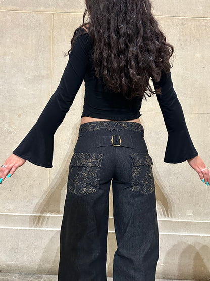 Slouch Elegance - Premium denim comfort voor dagelijkse luxe