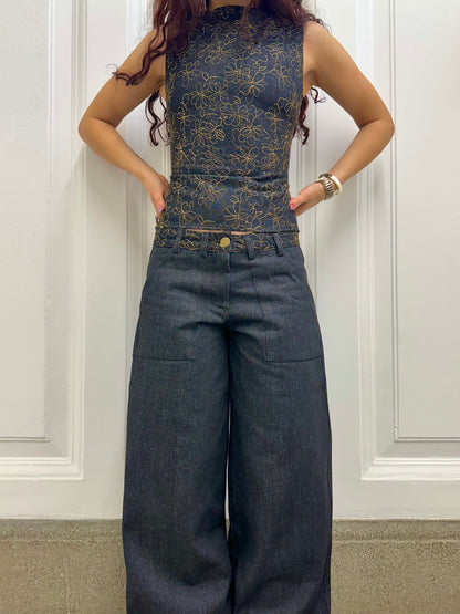 Charlie Elegance - Tijdloos charme in stijlvol geborduurd denim