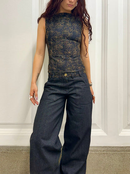 Charlie Elegance - Tijdloos charme in stijlvol geborduurd denim